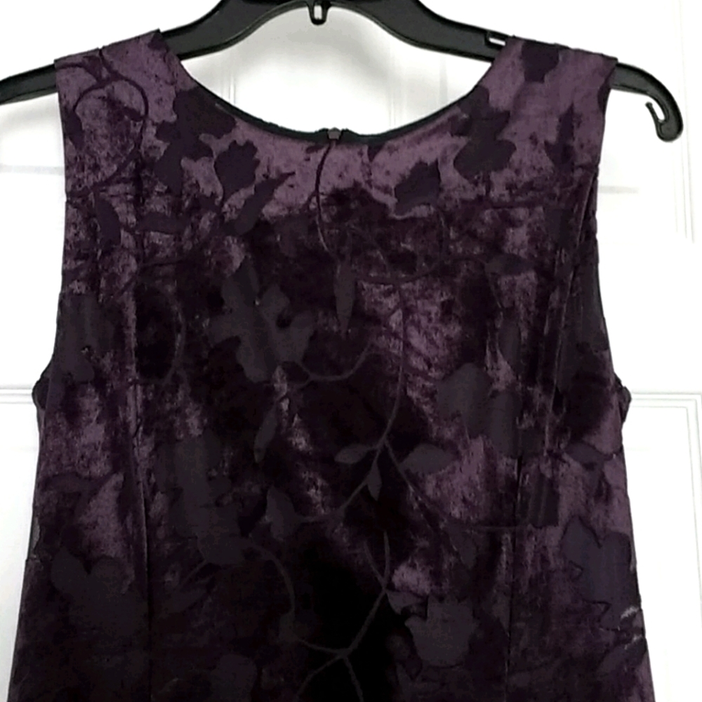Sleeveless Pariscope dress